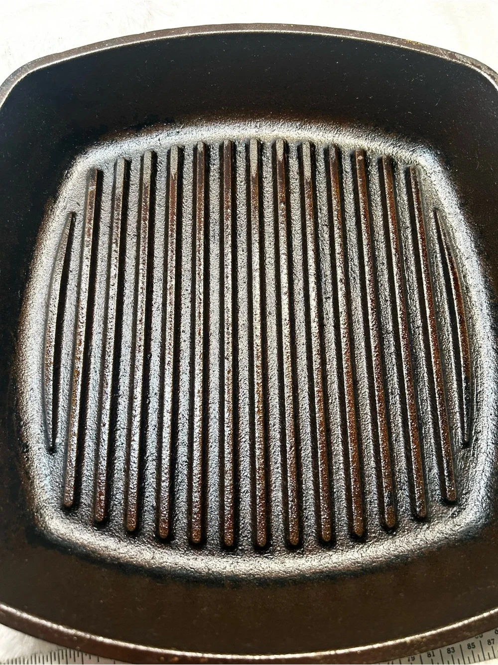 Lodge Cast Iron 10